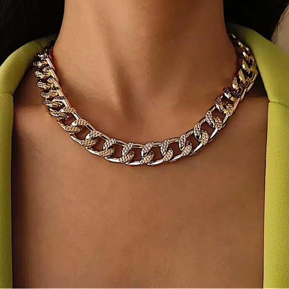 Gold Exaggerated Statement Choker Necklace - Picture 1 of 4